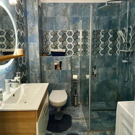 Onix 708 - Pool Năvodari